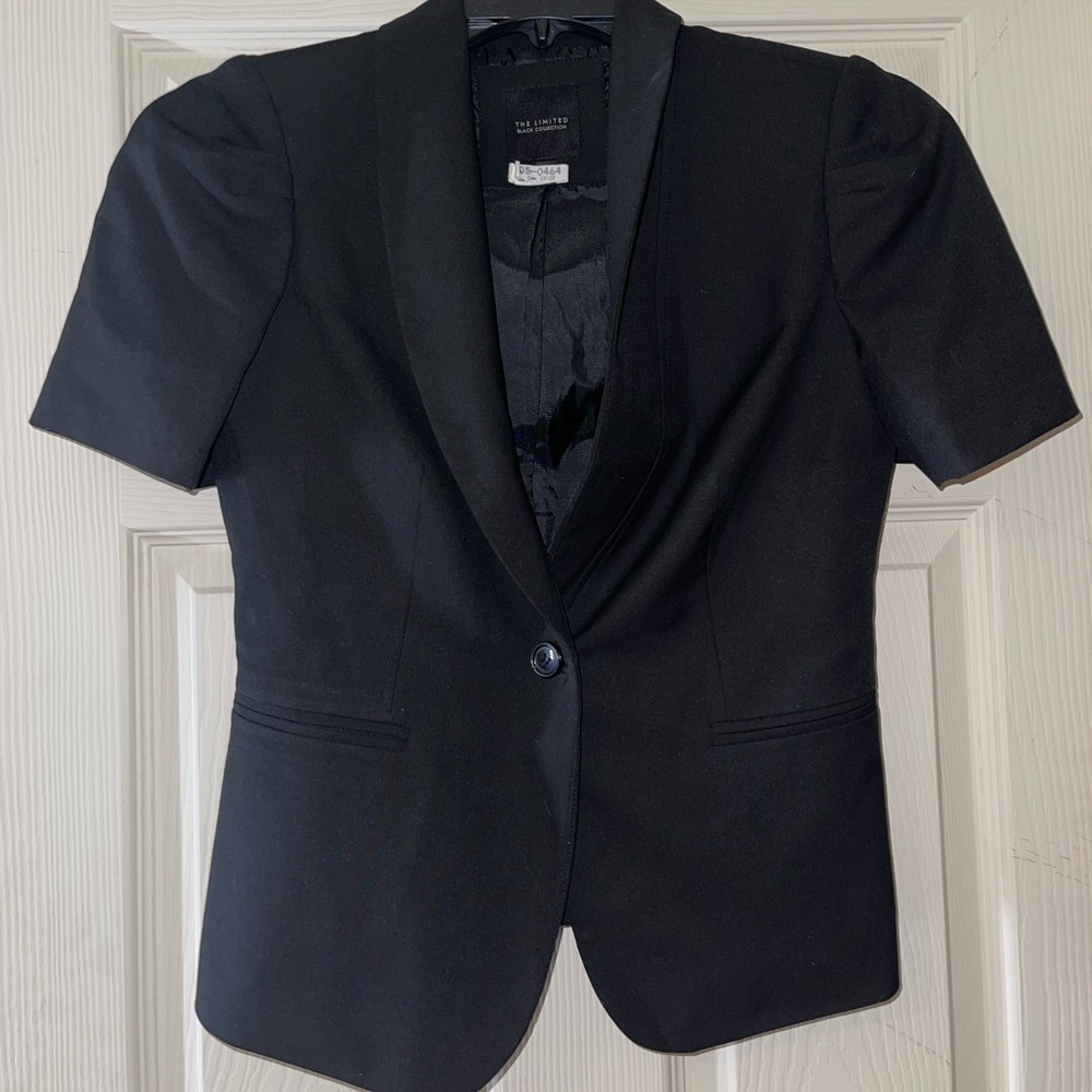 Black professional short sleeve vest